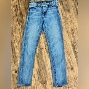 Lucky Brand Womens Jeans size 6/28
Hayden Skinny